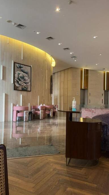 Countryside Luxury Suites - Supernova Noida New Delhi Eksteriør billede